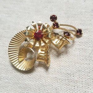 Vintage Rhinestone Brooch